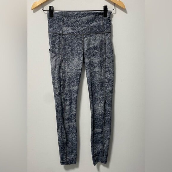 Lululemon Fast & Free Tight 7/8 II Nulux 25” Size 4 — High Rise Run Legging - Picture 6 of 9